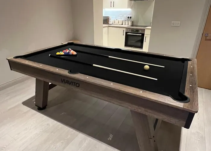 Spacious Modern - Centre Leeds