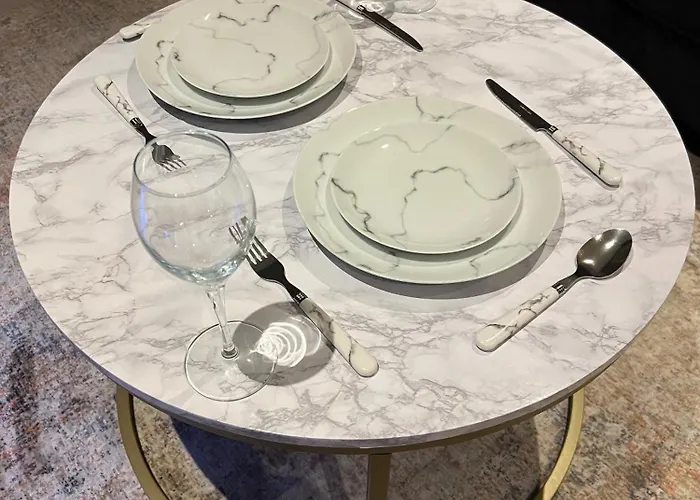 Spacious Modern - Centre 公寓 *